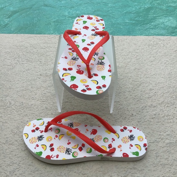 NEW! GAP White & Red Fruit Bowl Flip Flops Beach Sandals Unisex Cruise Swim Pool - Picture 14 of 16